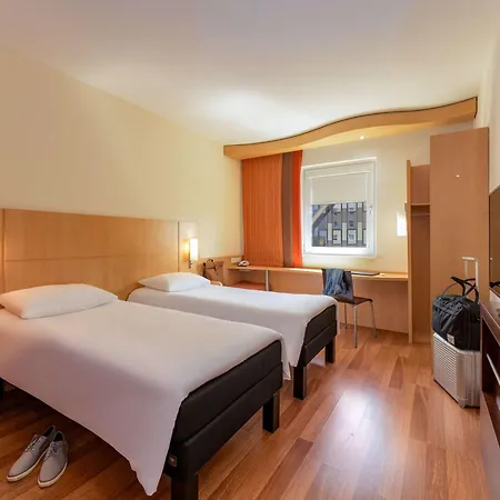 Hotel Ibis Stuttgart Airport Messe 2*