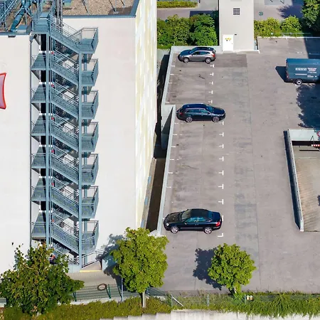 Ibis Stuttgart Airport Messe Hotel 2*