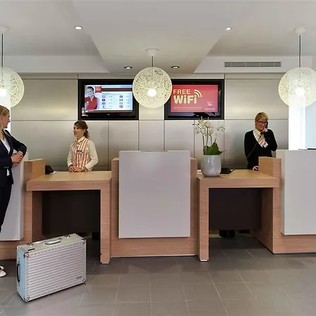 호텔 Ibis Stuttgart Airport Messe 2*
