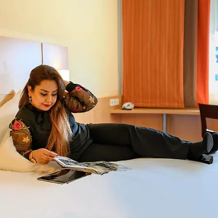 Ibis Stuttgart Airport Messe Hotel