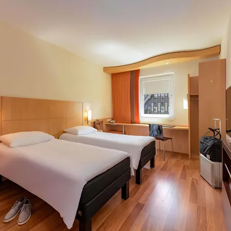 Ibis Stuttgart Airport Messe 2*