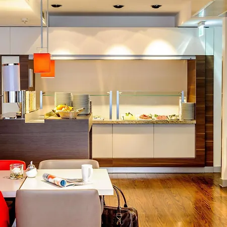 Ibis Stuttgart Airport Messe 2*