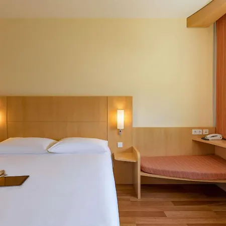 Ibis Stuttgart Airport Messe Hotel