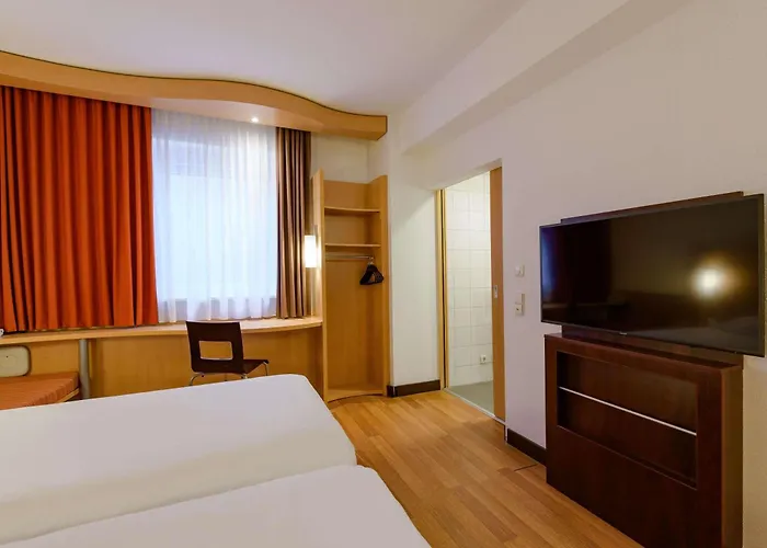 Ibis Stuttgart Airport Messe 2*